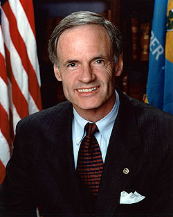  Senator Thomas Carper DE